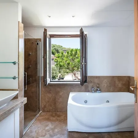 Torre E Jacuzzi Vista Mare - Terrazza Panoramica 펜션